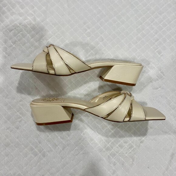 Vince Camuto Selaries Slides - Picture 3 of 7